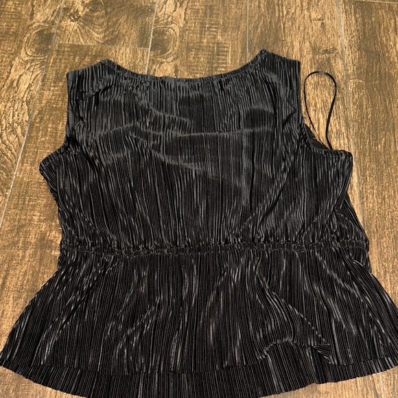 Nine West Black Pleated Sleeveless Blouse - Picture 4 of 4